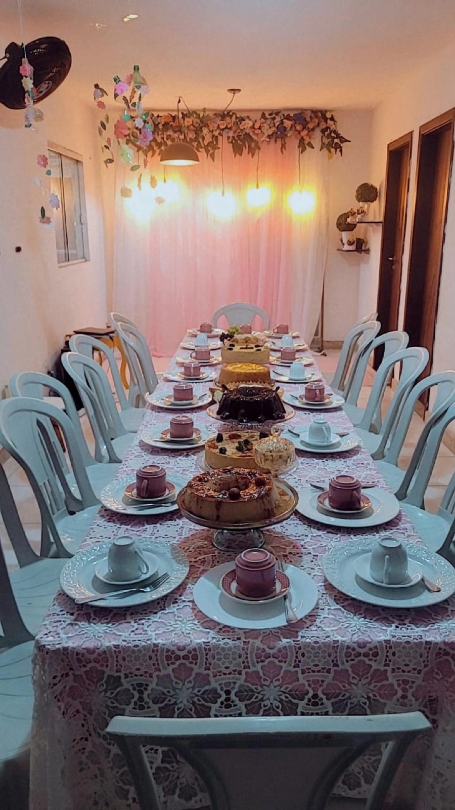 Mesa de celebração na Dias do Saber